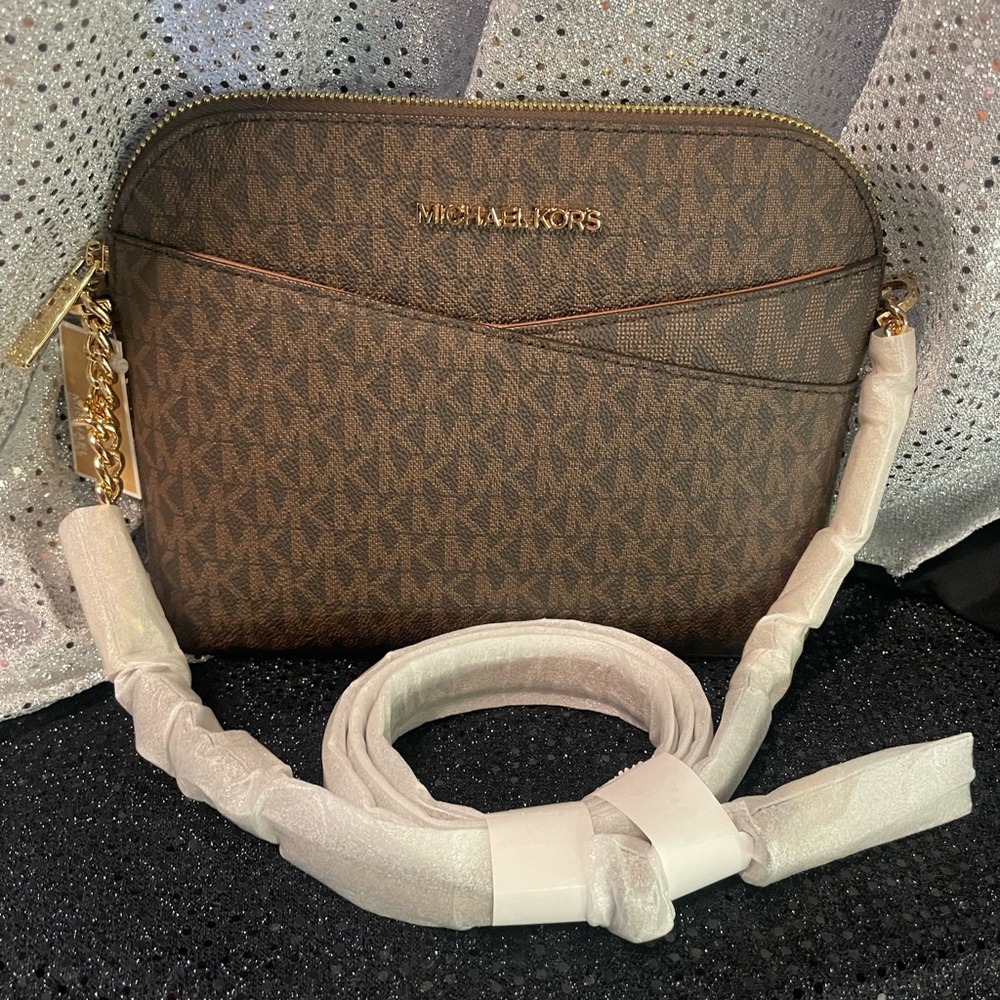 NWT! MK crossbody
